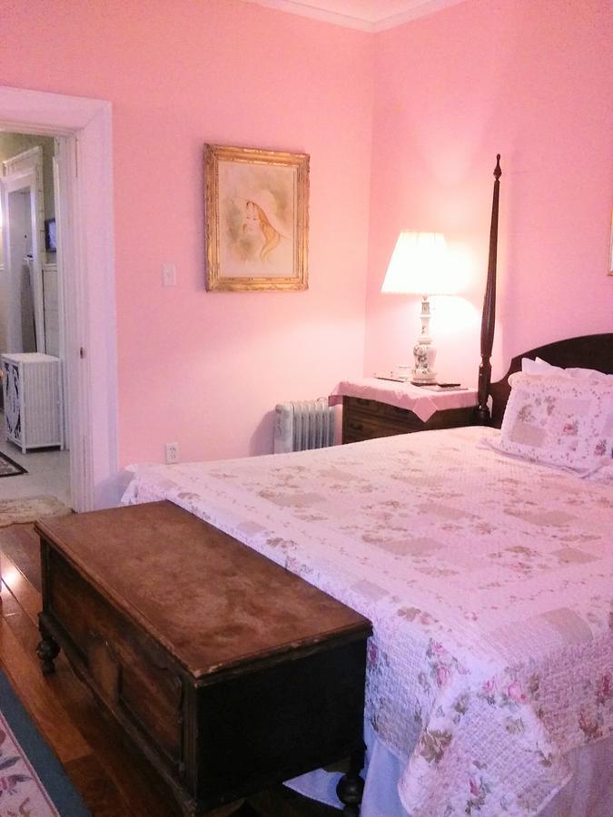 Six Acres Bed And Breakfast Cincinnati Dış mekan fotoğraf
